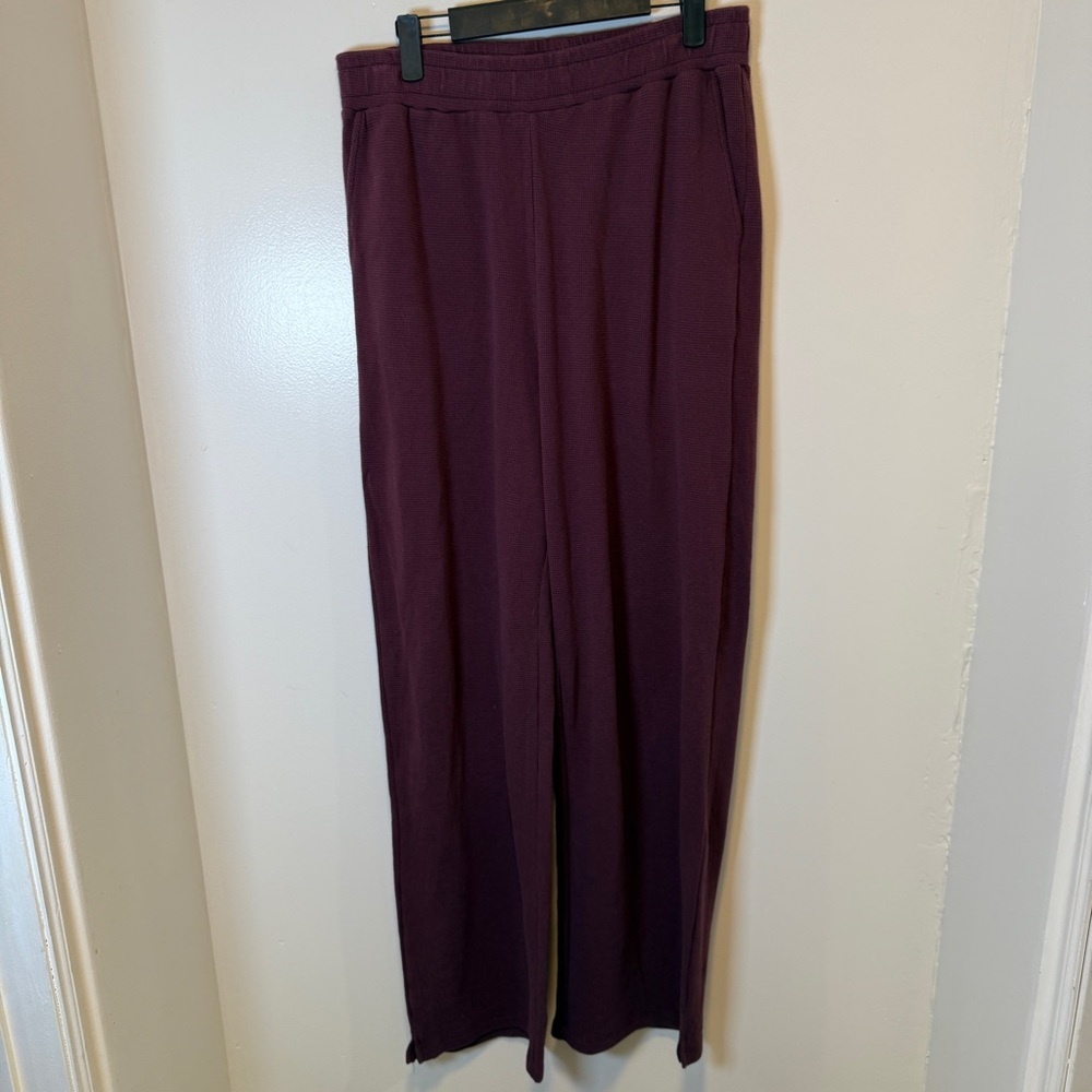 ASOS maroon wide leg waffle sweatpants women's size‎ medium